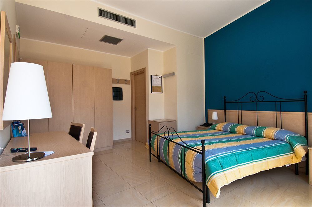 Hotel Residence Empedocle Messina Ngoại thất bức ảnh