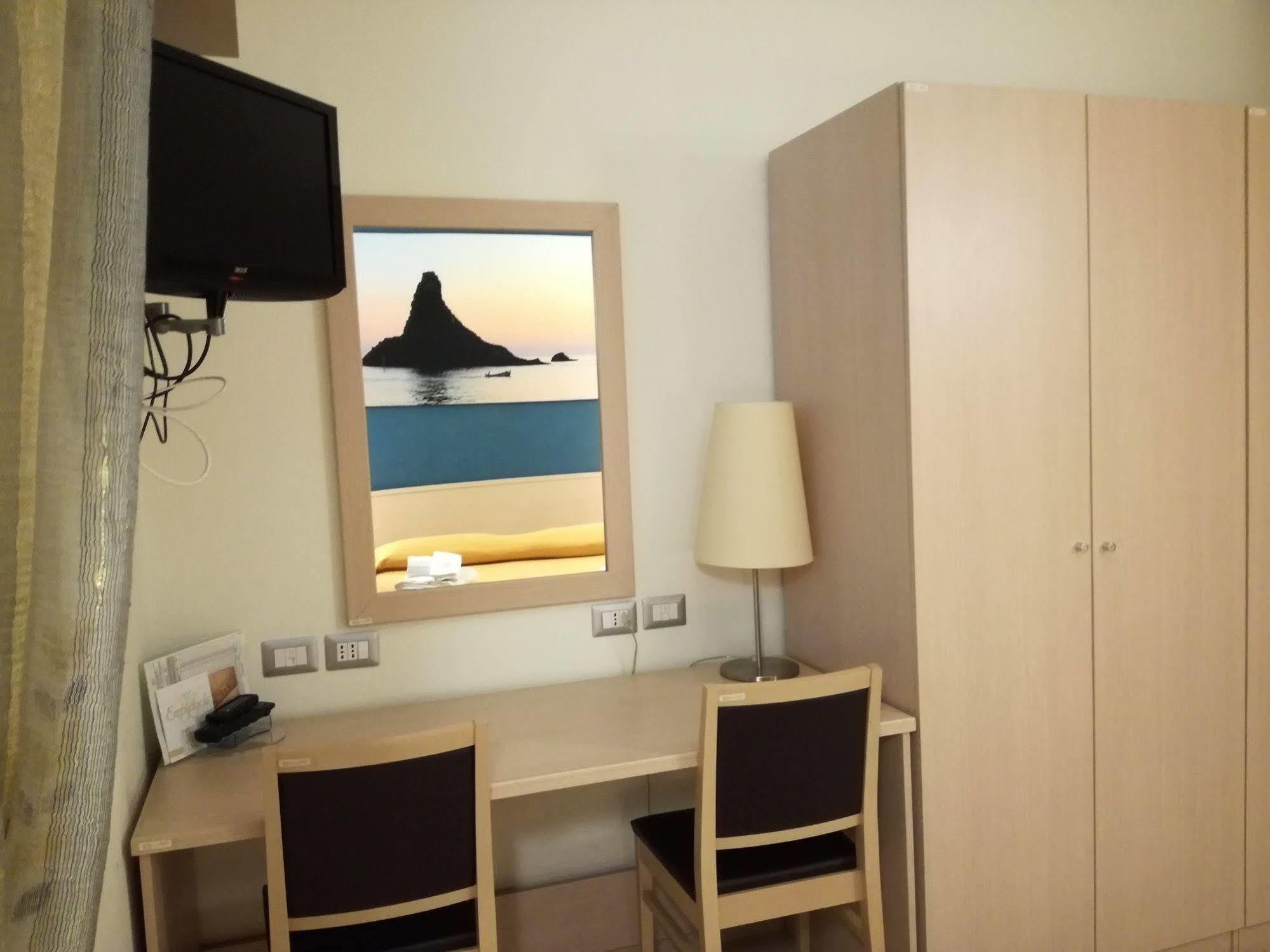Hotel Residence Empedocle Messina Ngoại thất bức ảnh